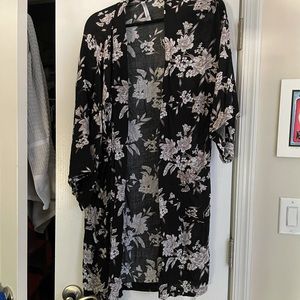 Tie floral kimono